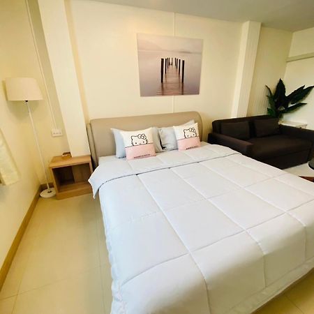 บ้านพักการ์ฟิลด์ซีวิว&พูล เกาะล้าน Bagian luar foto