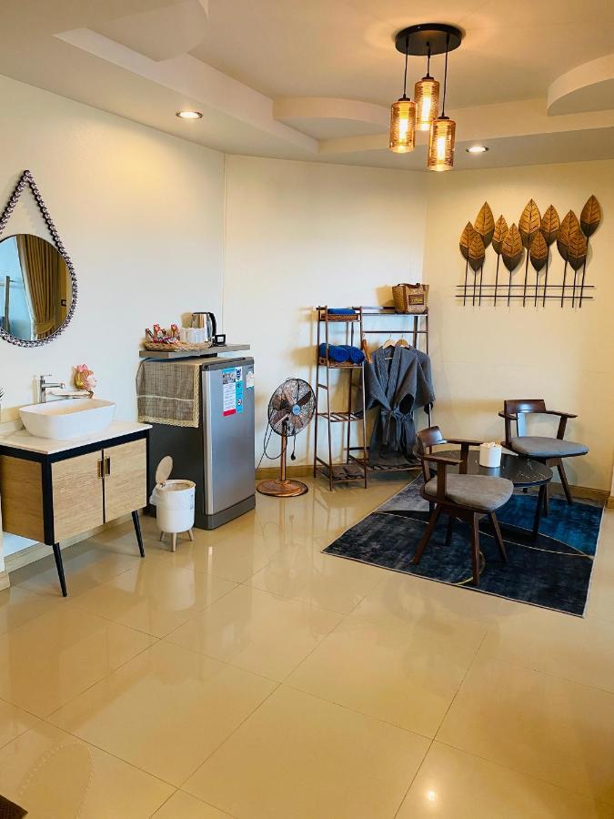 บ้านพักการ์ฟิลด์ซีวิว&พูล เกาะล้าน Bagian luar foto